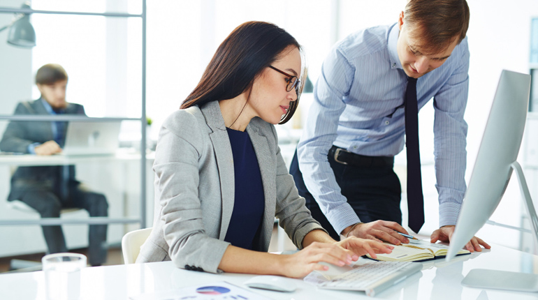 How to Avoid Pitfalls When Picking an Accounting Services Firm in India for Outsourcing?